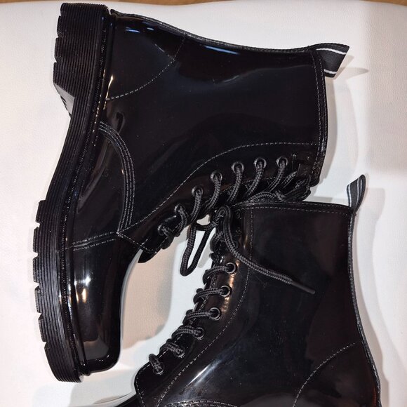 MICHAEL Michael Kors' Tavie - Picture 5 of 11